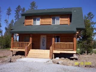 Outland Guest - Island Park, Yellowstone Cabin