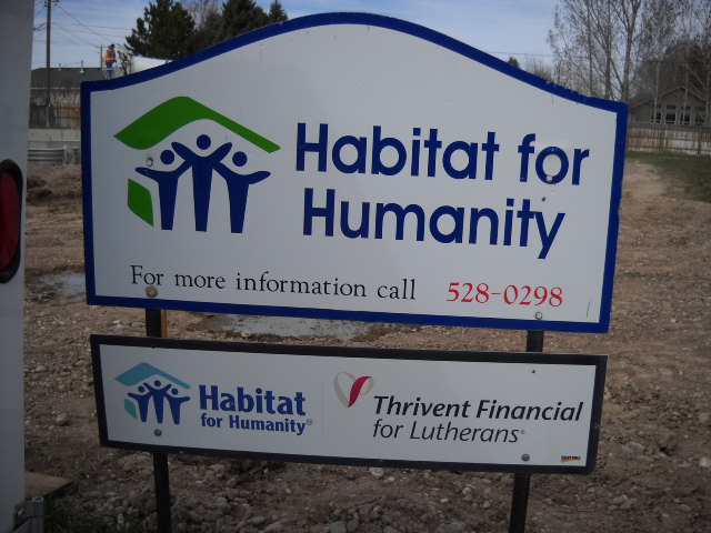 Thrivent Builds With Habitat for Humanity