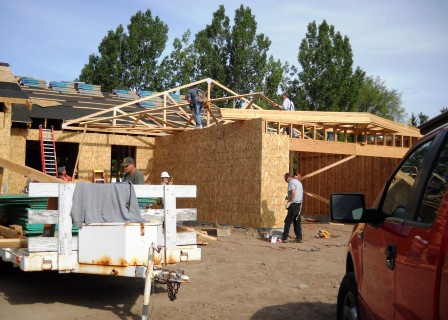 Thrivent Builds volunteers begin to raise 