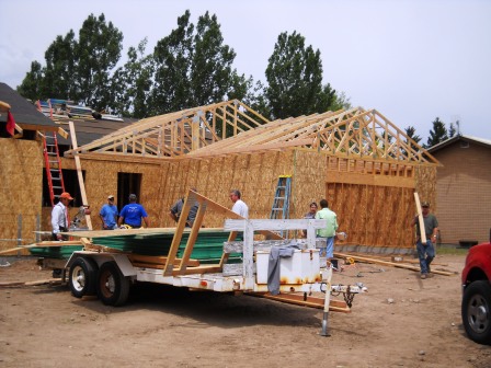 By lunch time, all the trusses