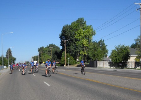 35 Bike and Build Central US Tour Volunteers