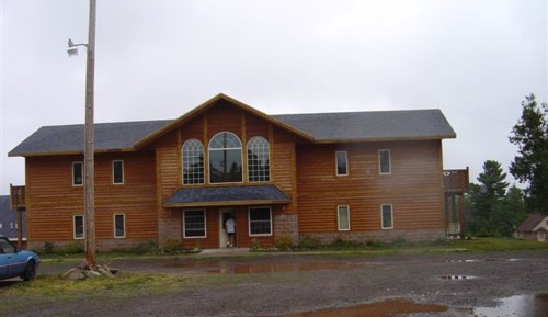 Front of the nine unit motel